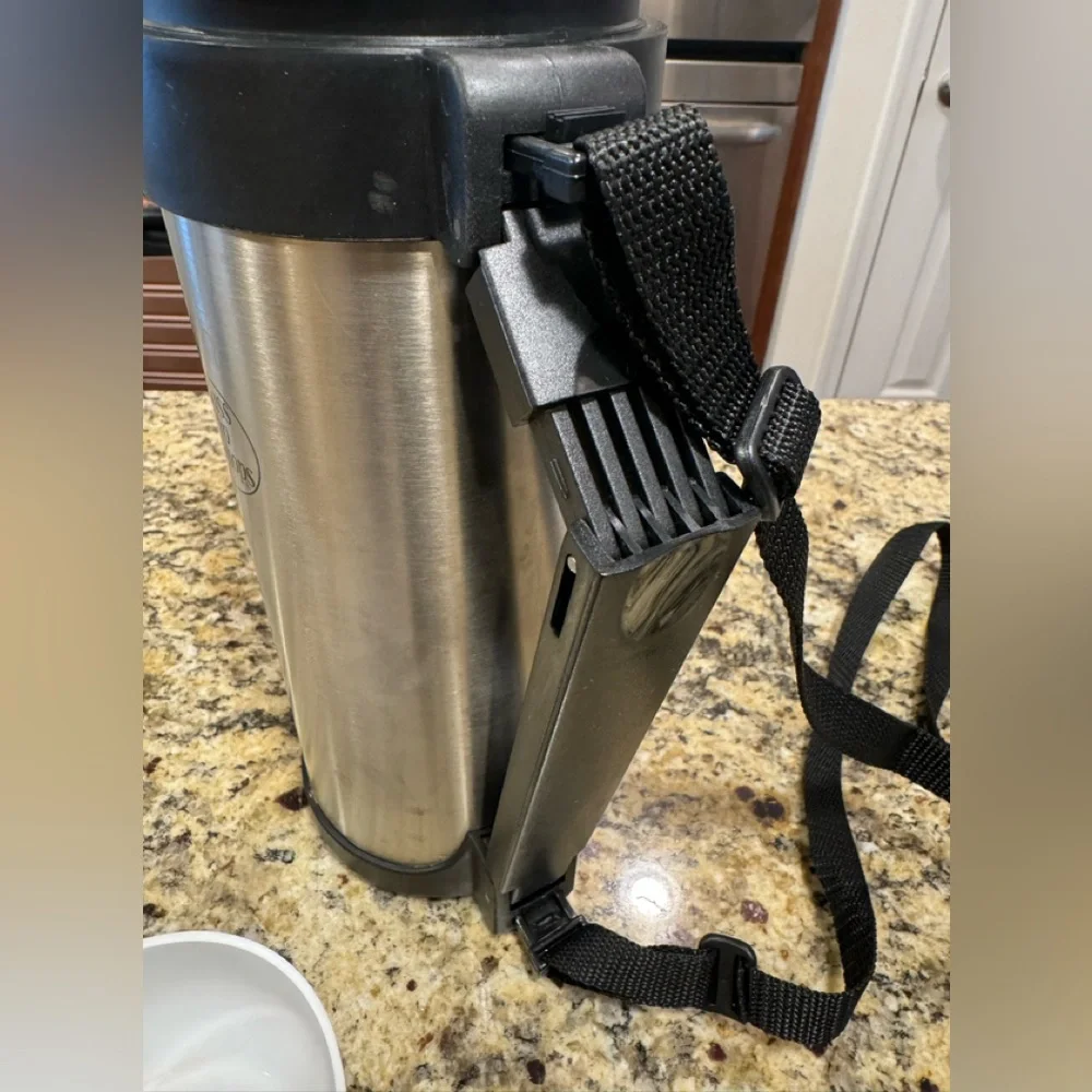 Bass Pro Shop Thermos - Picture 2 of 6